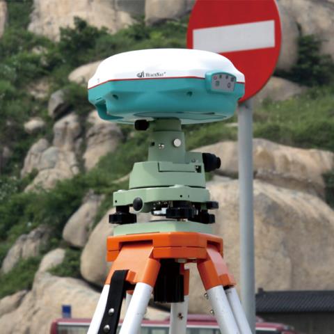 首页 仪器仪表 工程测绘仪器 手持gps定位仪 拓普康hiper v全功能型